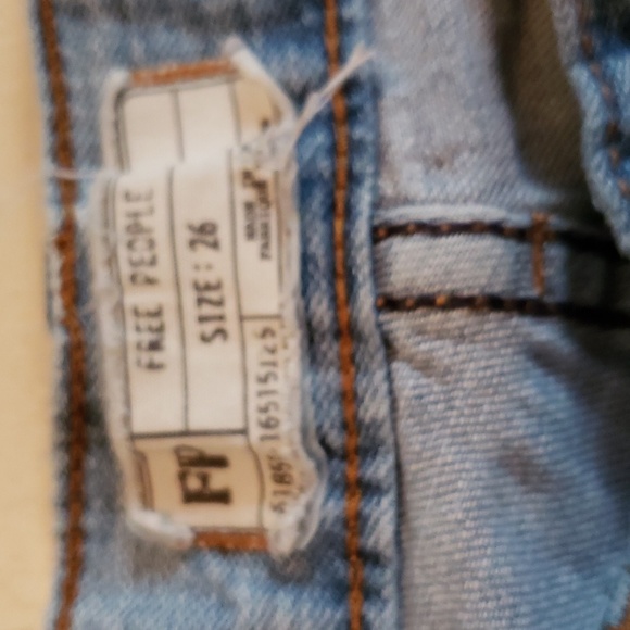 GUC Free People Distressed Jeans, Size 26 - Picture 9 of 9